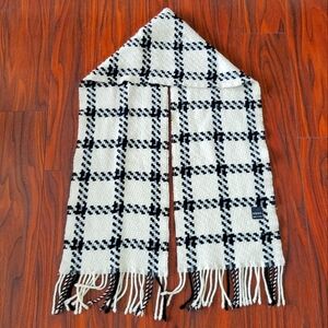 AQUA 100% wool fringed scarf